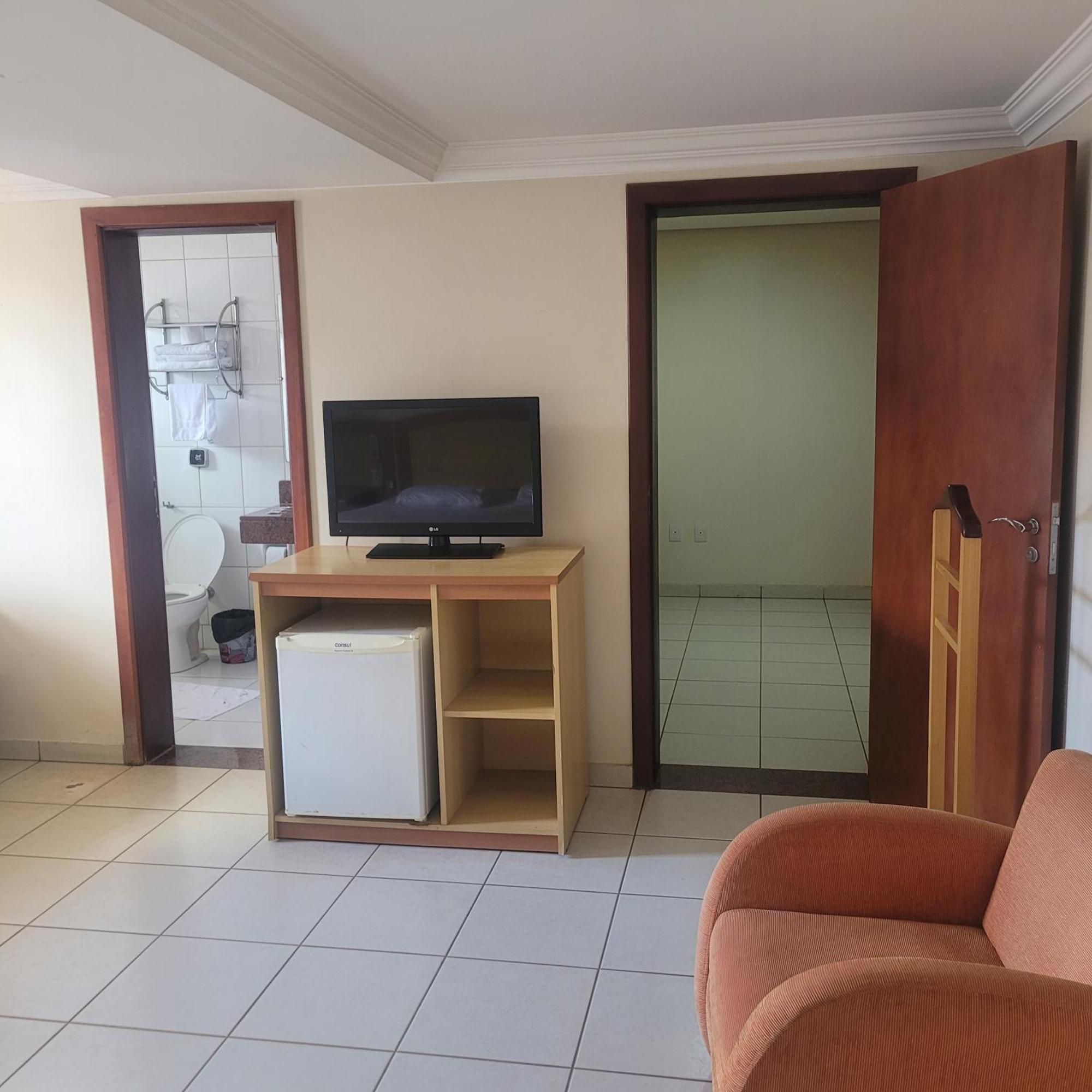 Gran Roza Hotel Patos de Minas Extérieur photo